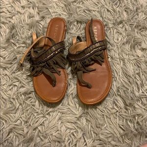 🔅10/$15🔅 fringe sandals